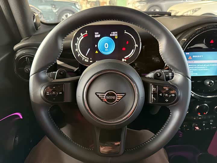 MINI Hatch — фото 14