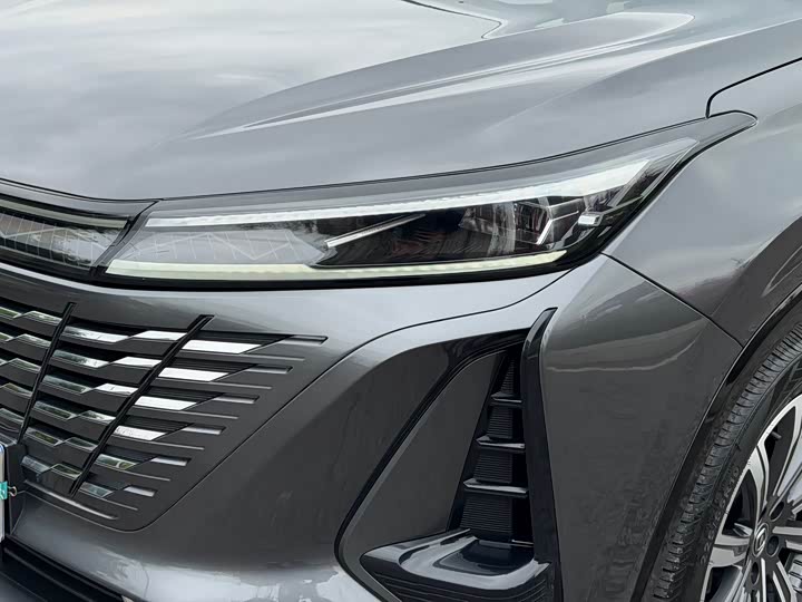 Changan CS75 PLUS 2023 1.5 T ATPremium — фото 4