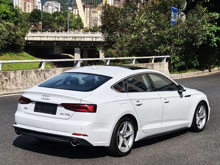 Audi A5 2019 Sportback 40 TFSI — фото 11