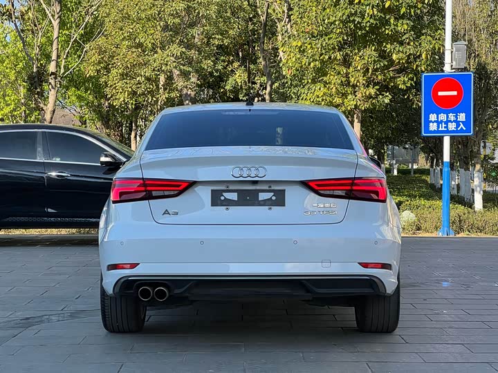 Audi A3 2020 Limousine 35 TFSI VI — фото 5