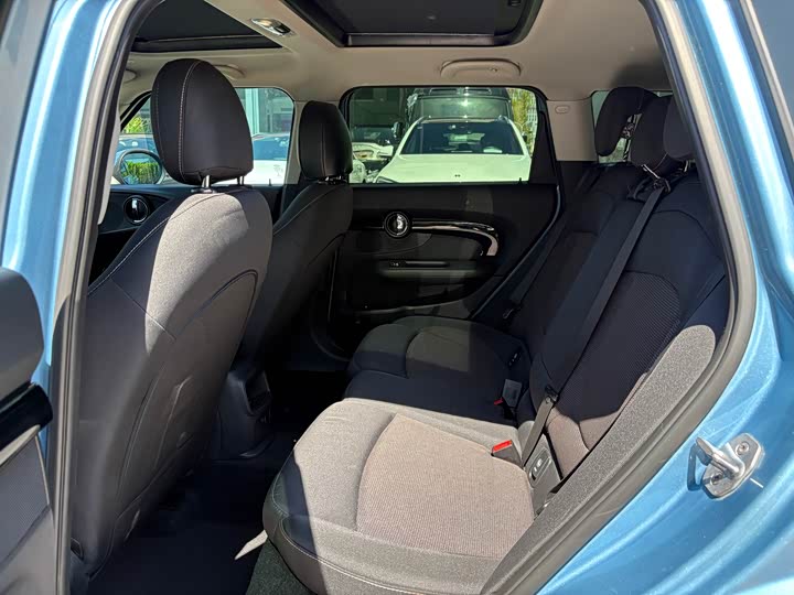 MINI Clubman — фото 16