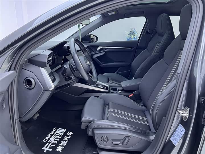 Audi A3 2024 Sportback 35 TFSI Sport — фото 18