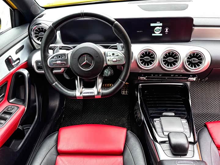 Mercedes-Benz A-Class 2022 AMG A 35 4 MATIC — фото 13