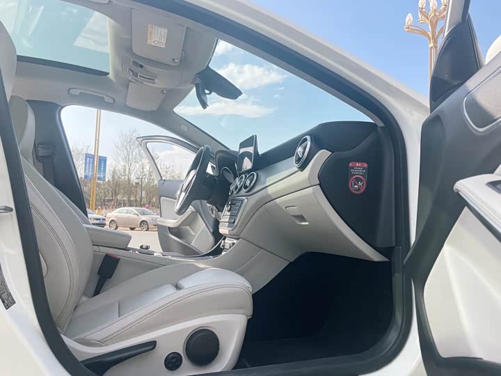 Mercedes-Benz GLA 2016 GLA 220 4 MATIC — фото 17