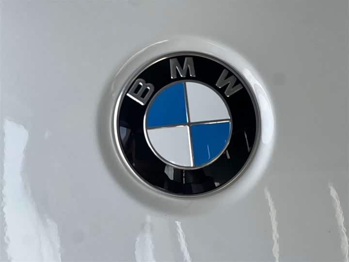 BMW X2 2023 x Drive 25i — фото 20
