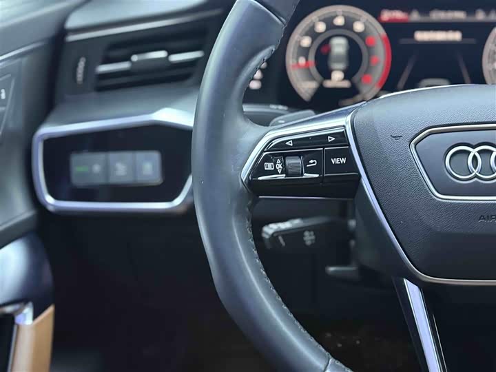 Audi A6L 2019 40 TFSI — фото 23