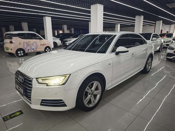 Audi A4L 30 40 TFSI стиль — фото 2