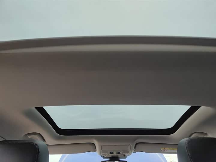 Jaguar XEL 2019 2.0 T 200 PS — фото 18