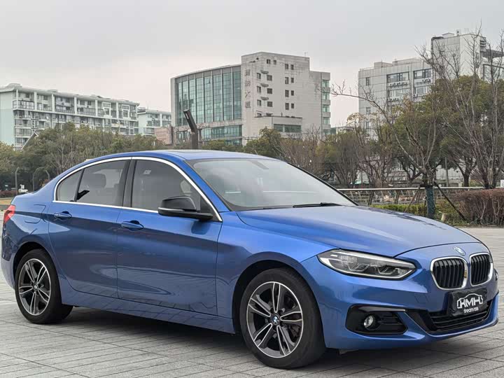 BMW 1-Series 2018 118i Sport — фото 3