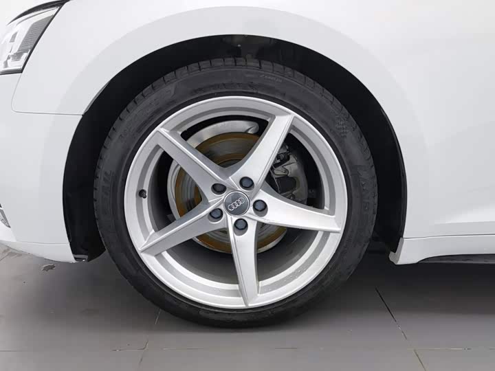Audi A5 Sportback 40 TFSI стиль — фото 17