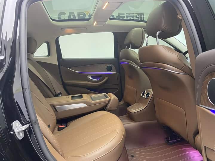 Mercedes-Benz E-Class 2023 E 300 L — фото 22