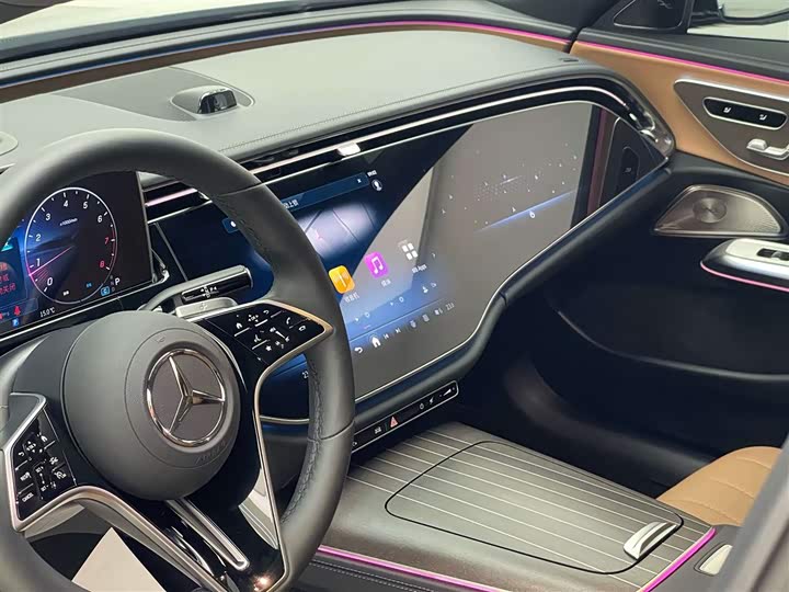 Mercedes-Benz E-Class 2025 E 300 L Premium — фото 10