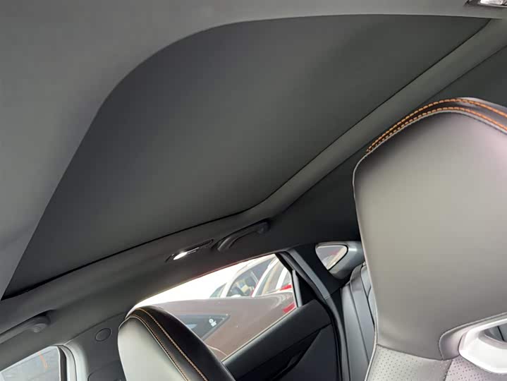 Changan UNI-V 2022 2.0 T — фото 15