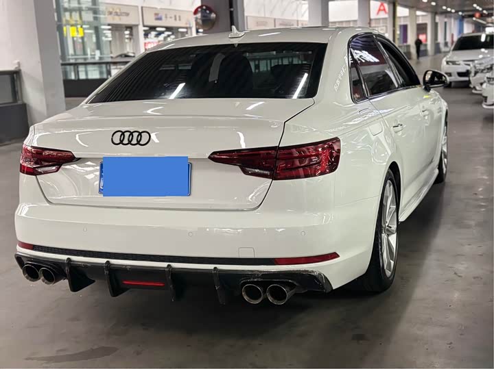 Audi A4L 2018 30 40 TFSI — фото 15