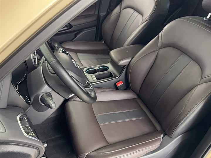 Trumpchi GS4 2018 235 T AT 2 WD — фото 18