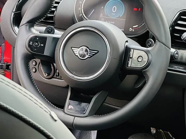 MINI Clubman — фото 14