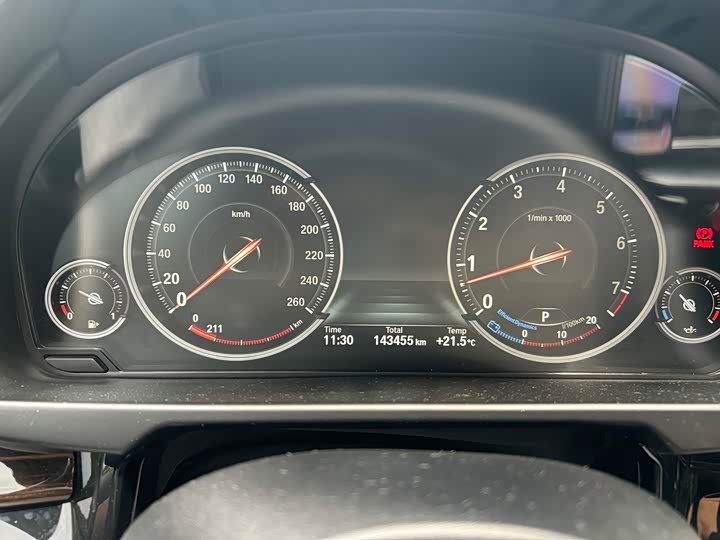 BMW X6 2017 x Drive 35i M Sport — фото 9