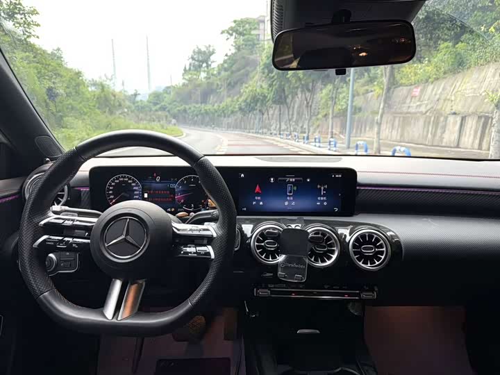 Mercedes-Benz A-Class 2023 A 200 L — фото 9
