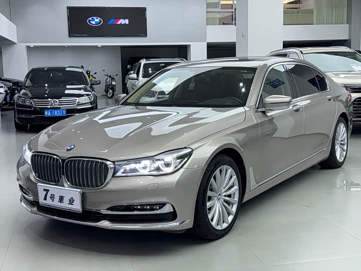 BMW 7-Series 2016 740 Li Leading
