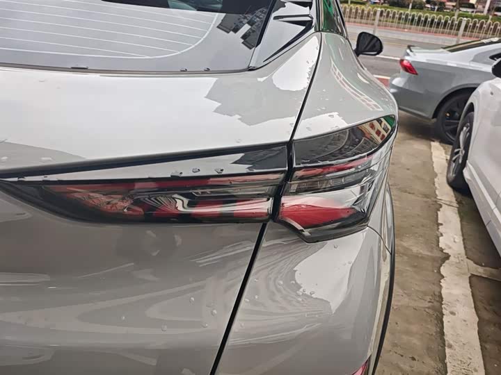 Changan UNI-T 2020 1.5 T Premium — фото 8