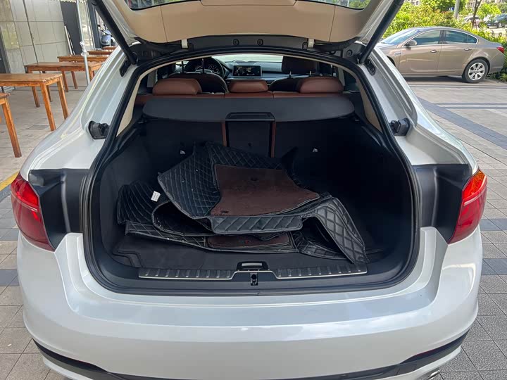 BMW X6 xDrive28i — фото 16