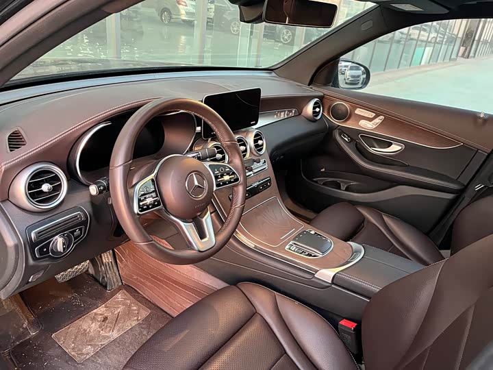 Mercedes-Benz GLC 2022 GLC 300 L 4 MATIC — фото 5