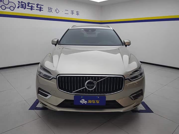 Volvo XC60 2021 T 5 4 WD — фото 2