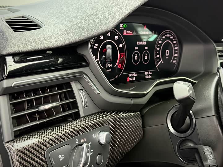 Audi RS4 2024 RS 4 Avant — фото 18