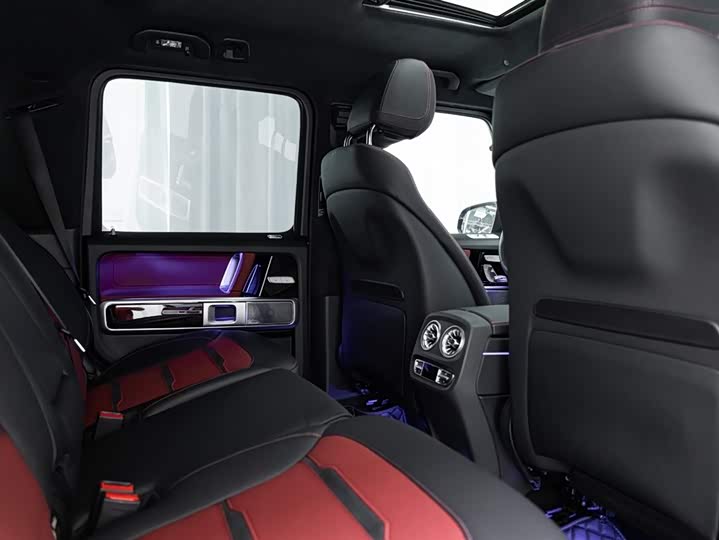 Mercedes-Benz G-Class 2025 AMG G 63 — фото 13