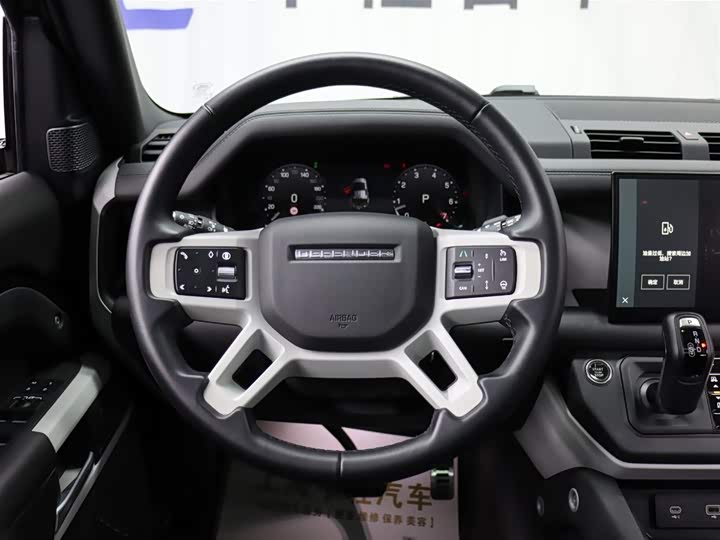 Land Rover Defender — фото 13