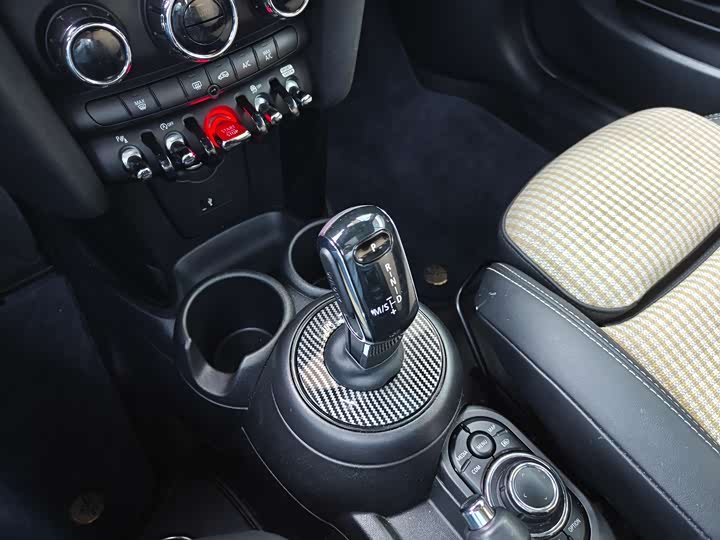 MINI Hatch — фото 10