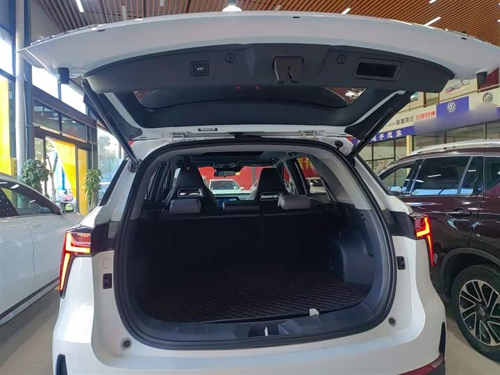 Changan CS75 PLUS 2022 1.5 T ATPremium — фото 16