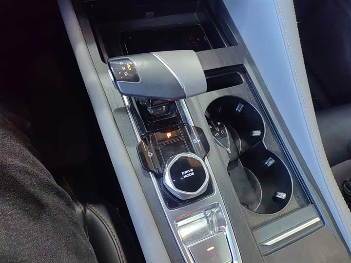 Changan CS75 PLUS 2022 1.5 T ATPremium — фото 11