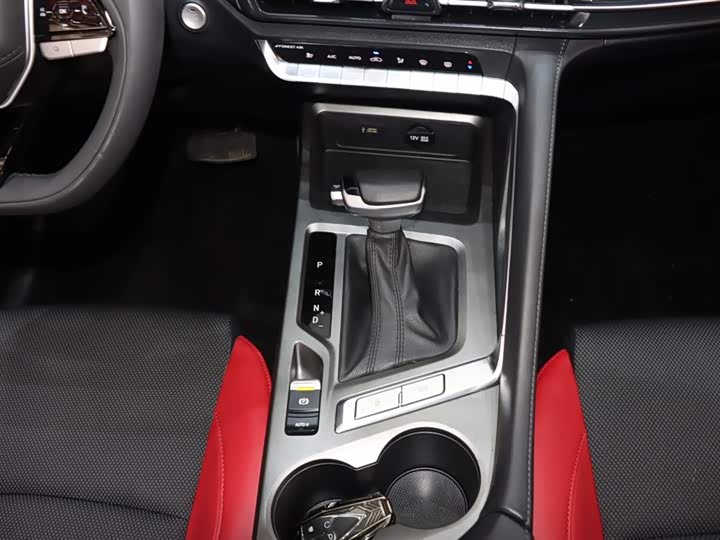 Changan CS35 PLUS 2023 1.4 T DCTLuxury — фото 15
