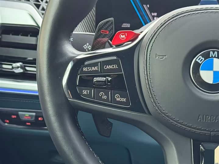 BMW XM 2023 Base — фото 15