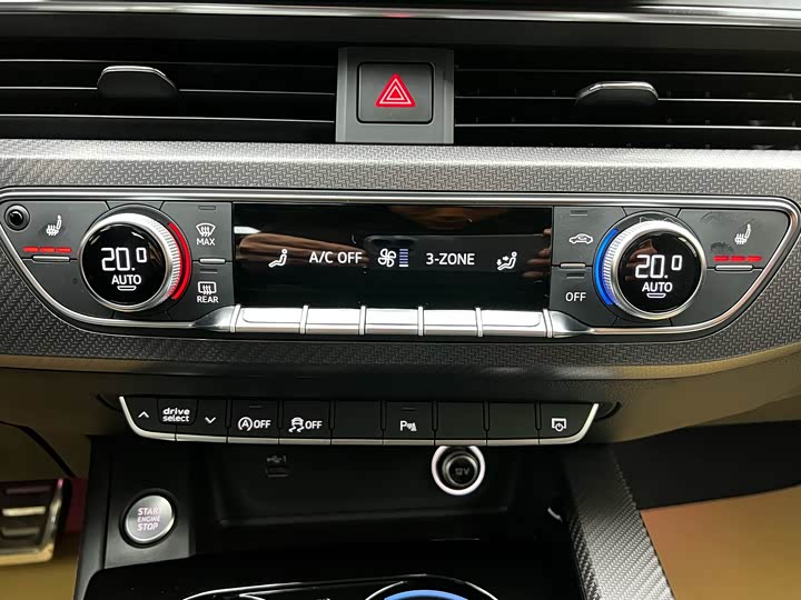 Audi A4L 2023 40 TFSI quattro — фото 22