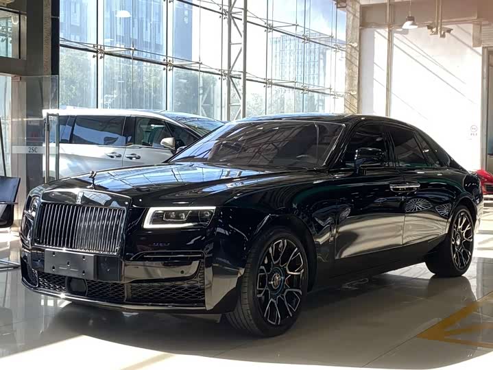 Rolls-Royce Ghost — фото 1