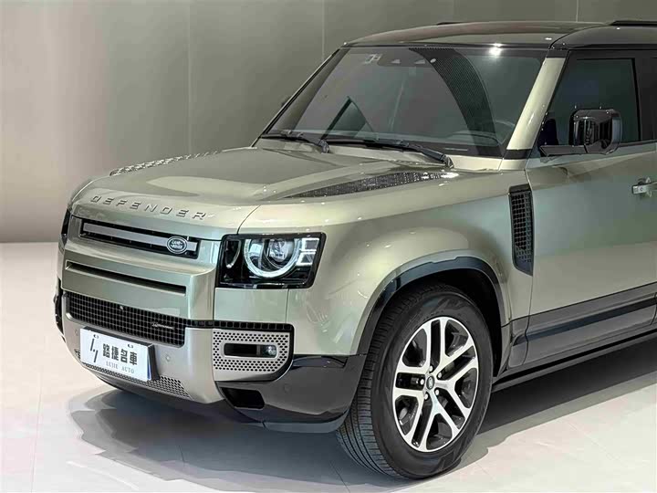 Land Rover Defender — фото 2