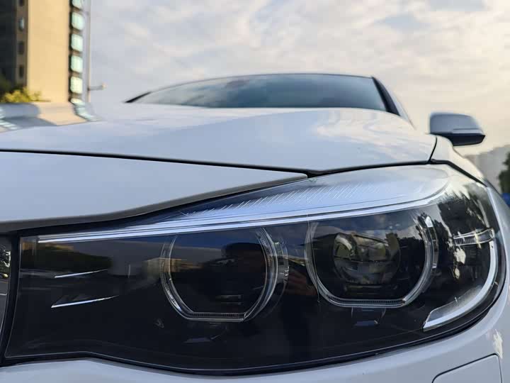 BMW 3-Series 2017 330i x Drive MSport — фото 9