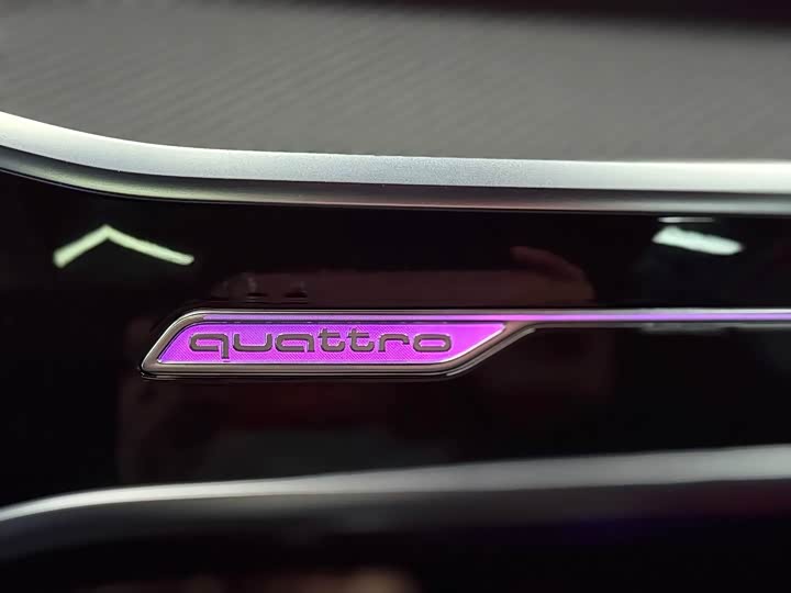 Audi A7L 45 TFSI quattro — фото 16