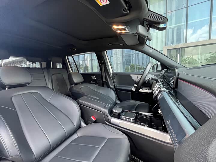 Mercedes-Benz GLB рестайлинг GLB 200 динамик — фото 14