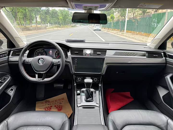 Volkswagen Phideon — фото 5