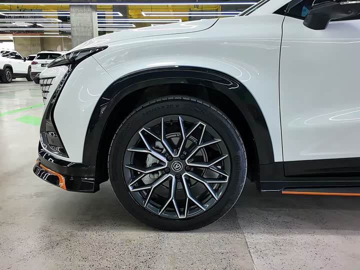 Changan UNI-T 2022 1.5 T Premium — фото 8