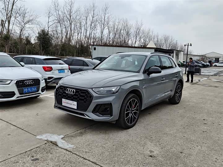 Audi Q5L 2025 45 TFSI — фото 1