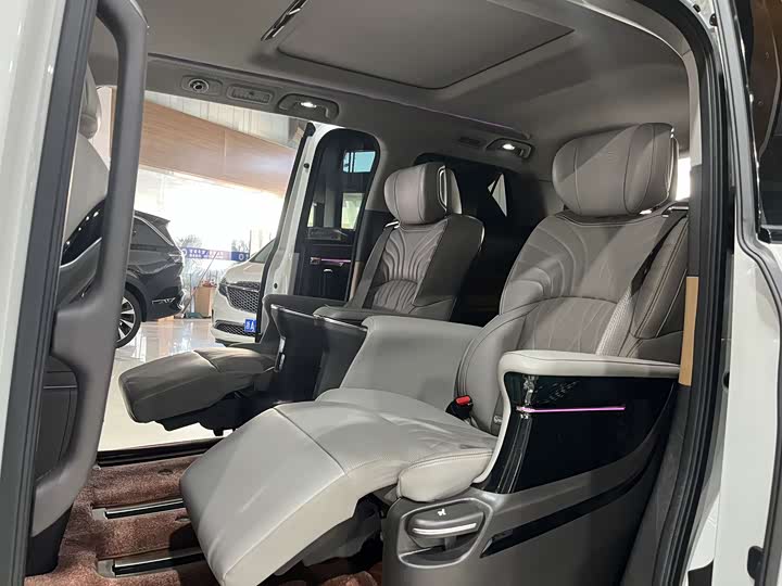 Trumpchi M8 2024 400 T — фото 9