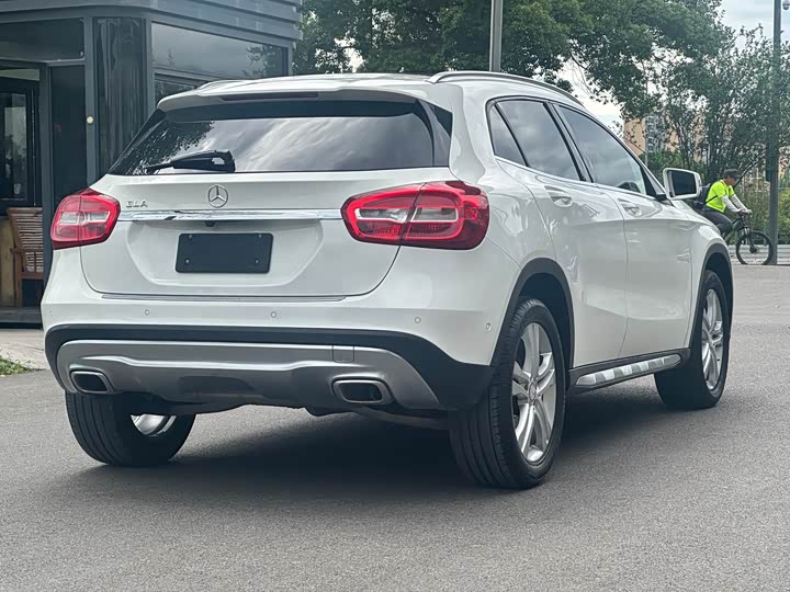 Mercedes-Benz GLA 2016 GLA 200 — фото 7