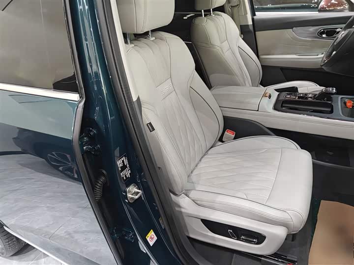 Trumpchi GS8 2022 2.0 TM 4 WD ( ) — фото 25