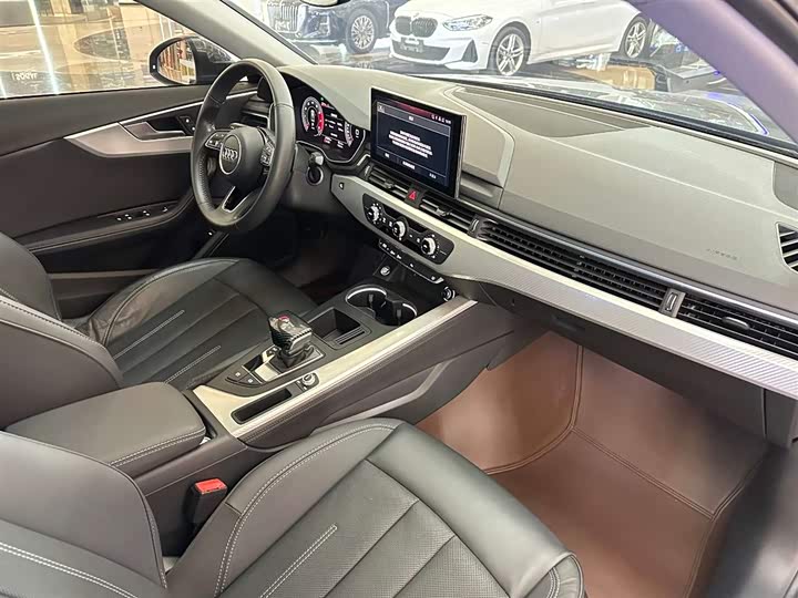 Audi A4L 2020 40 TFSI — фото 18