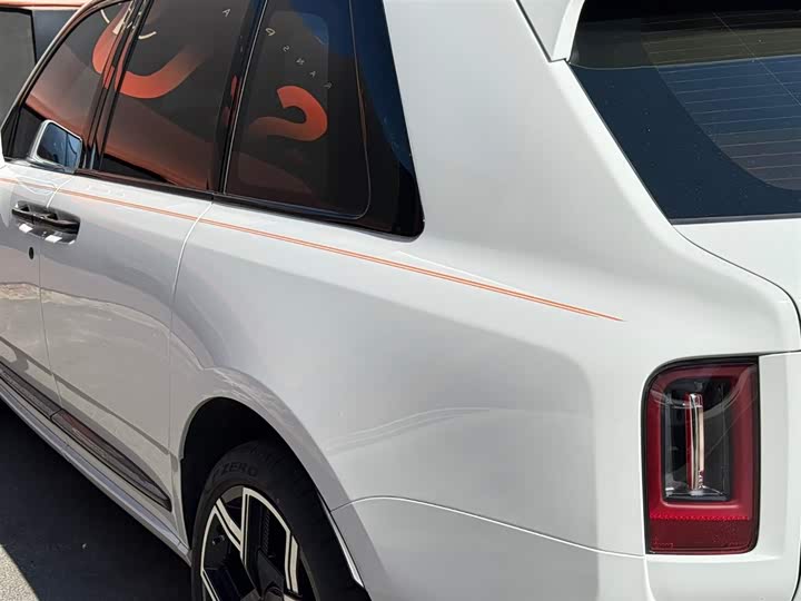 Rolls-Royce Cullinan — фото 21