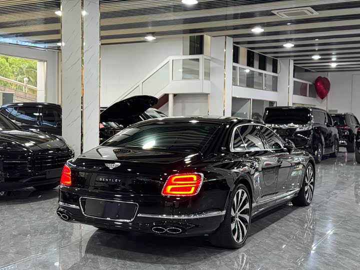 Bentley — фото 14